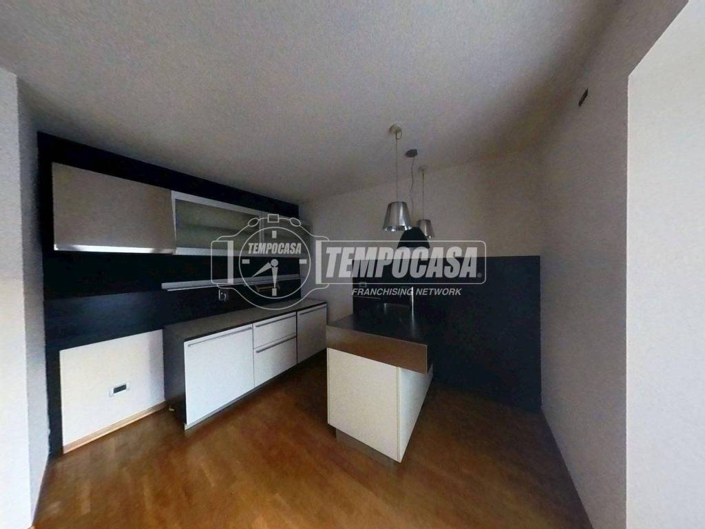 Appartamento a Aosta in Via Laurent Martinet 40 - Foto 5
