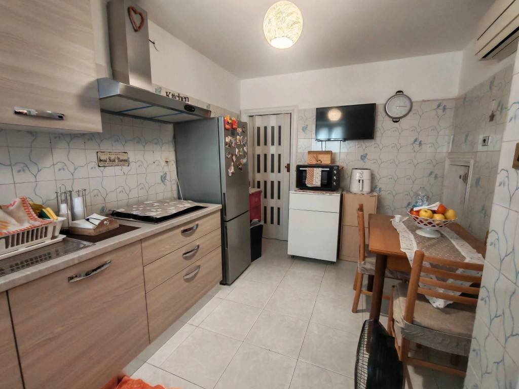 Appartamento a Cava de' tirreni in Via Carmine d'Elia - Foto 5