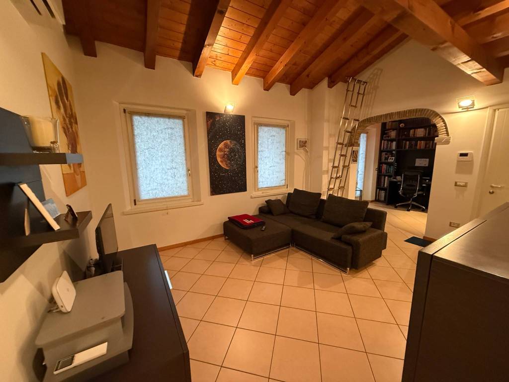 Appartamento a Udine in Via Nimis - Foto 2