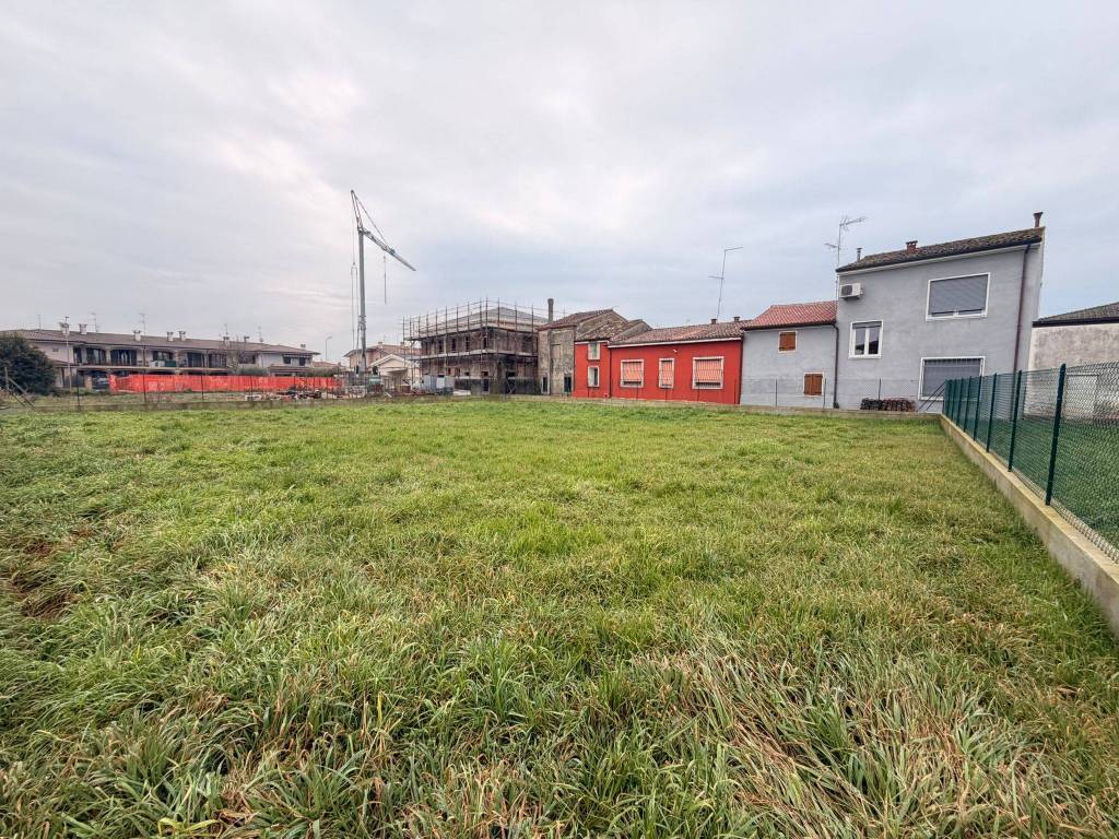 Terreno a Legnago in Corso della Vittoria, 2 - Foto 2