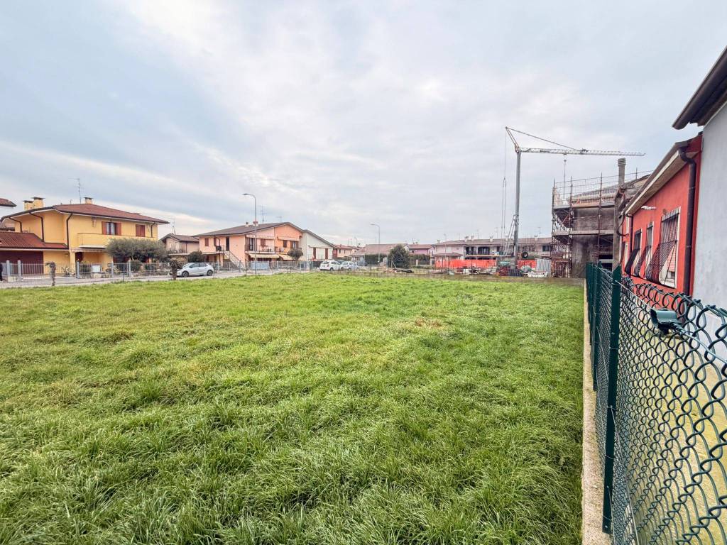 Terreno a Legnago in Corso della Vittoria, 2 - Foto 3