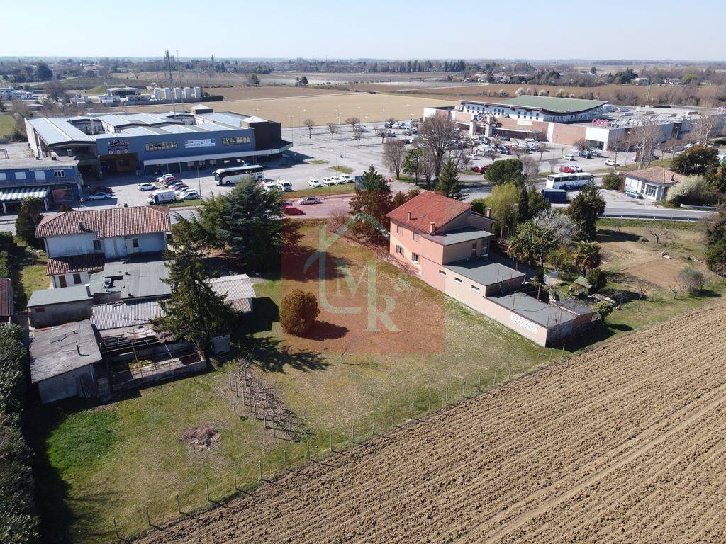 Casa indipendente a Cervignano del friuli in Via Monfalcone 43 - Foto 3