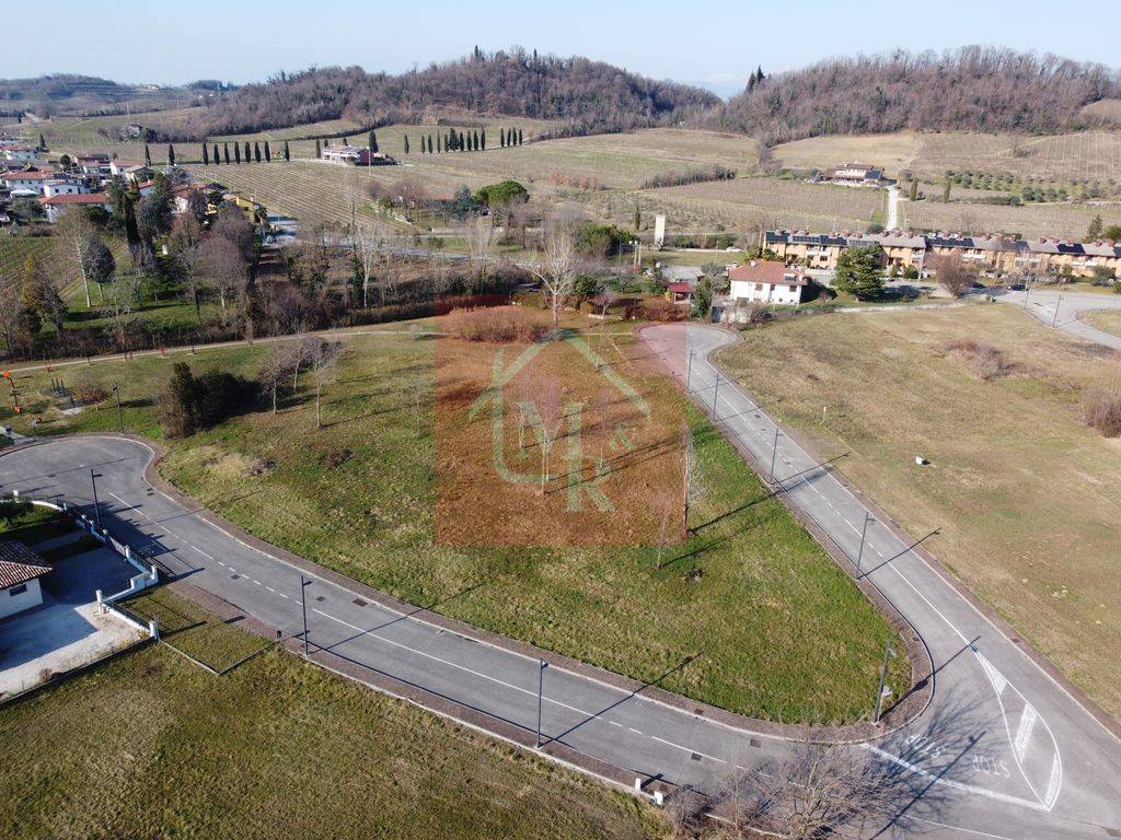 Terreno a Manzano in Via Ottorino Respighi - Foto 3