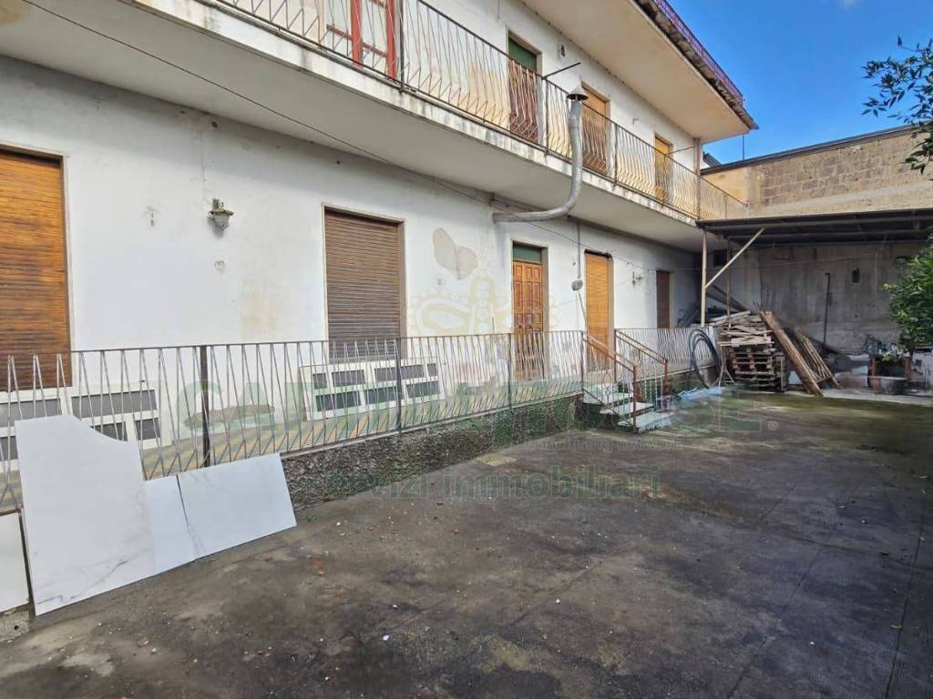 Villa a San nicola la strada in Viale Carlo III - Foto 2