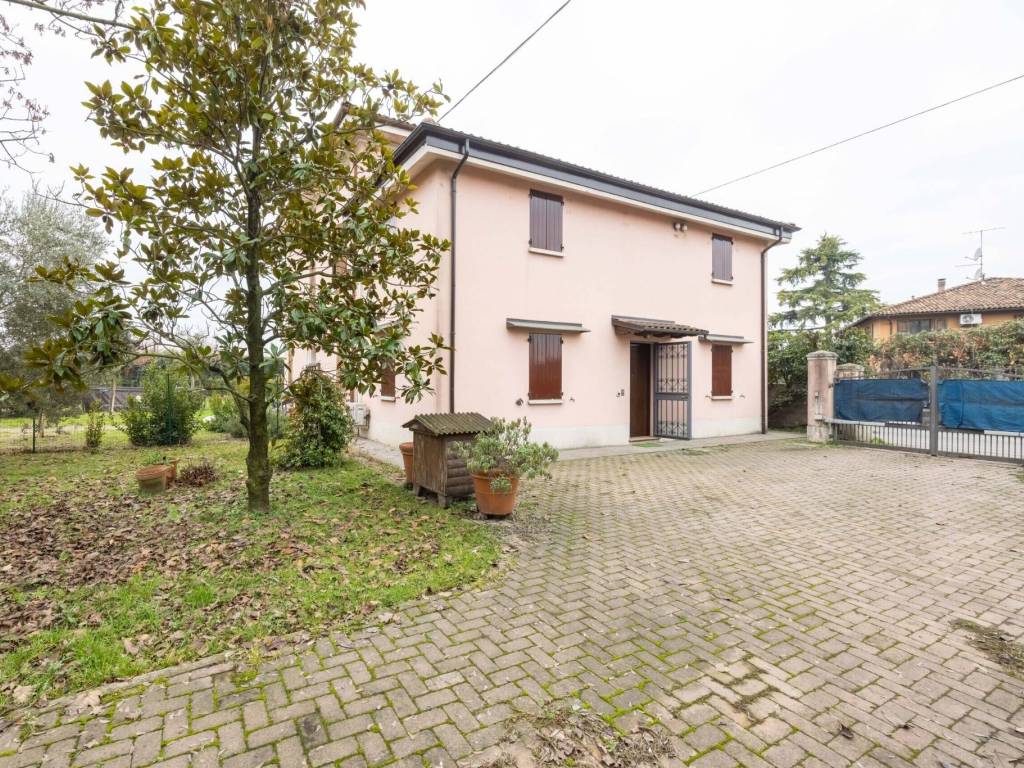 Rustico / casale a Bologna in Via Cristoforo Colombo, 47 - Foto 4