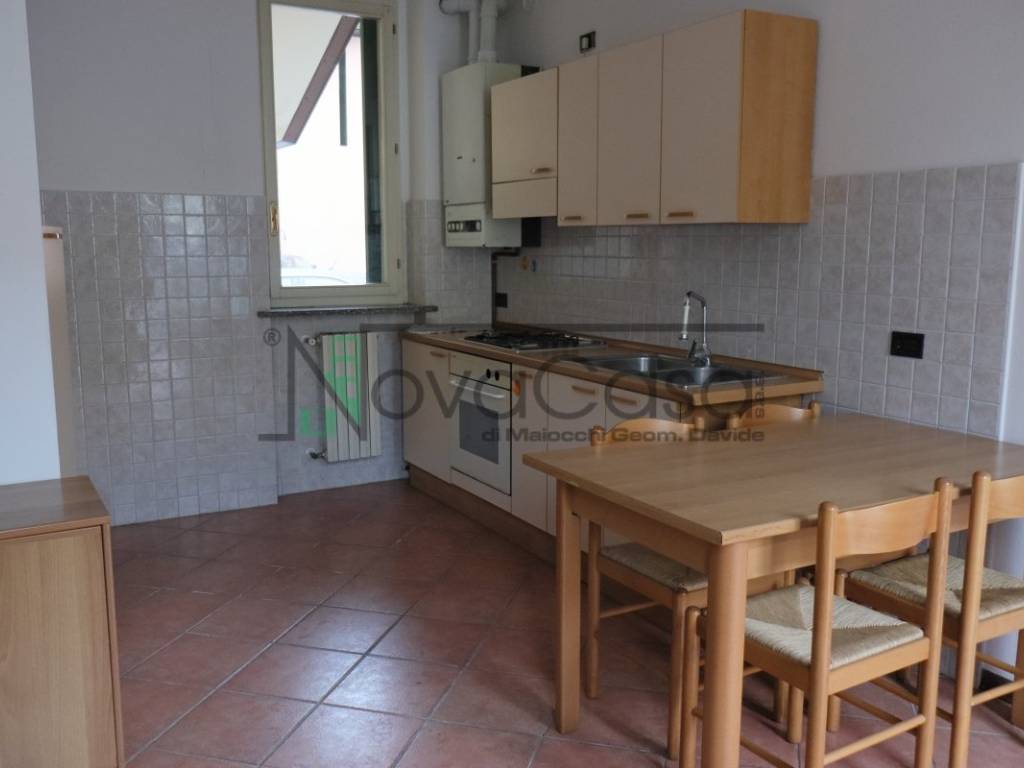 Appartamento a Codogno in Viale Trieste, 35 - Foto 4