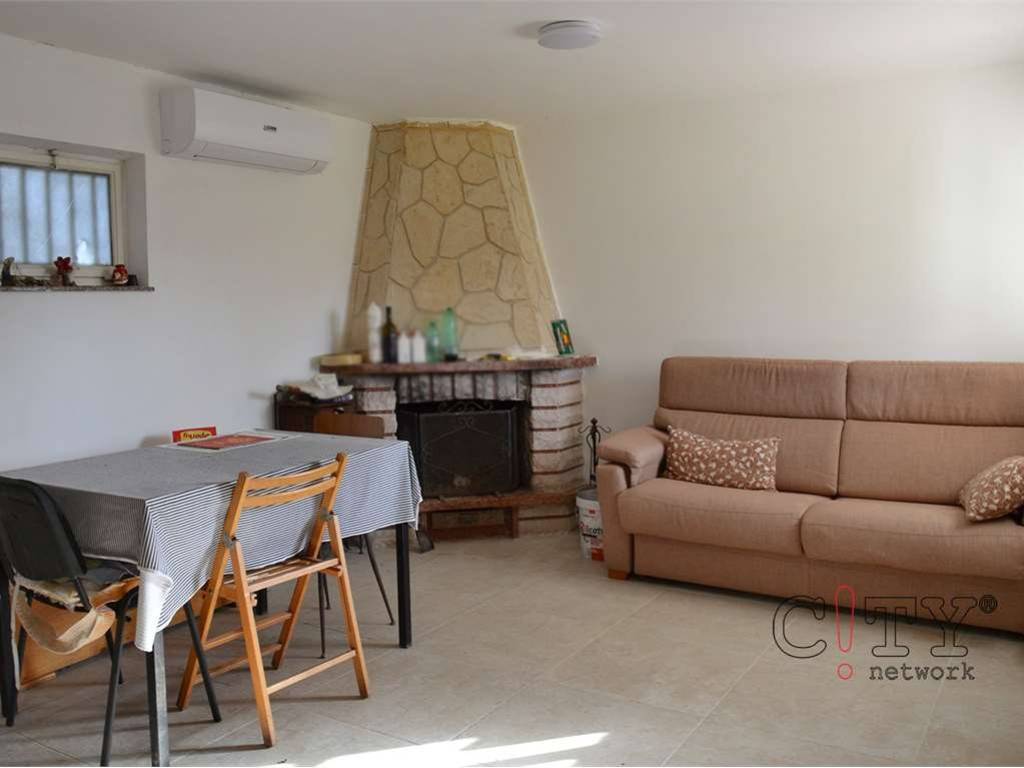 Casa indipendente a Pomezia in Via Dei Limoni, 11 - Foto 4