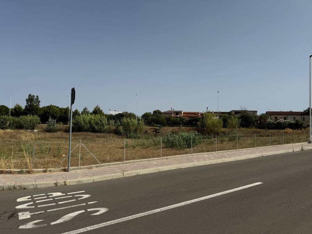 Terreno a Decimomannu - Foto 2