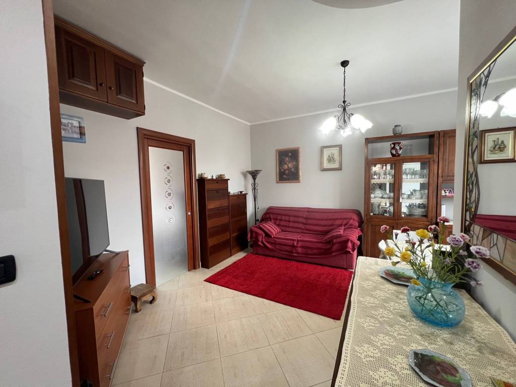 Appartamento a Moncalieri in Corso Giuseppe Parini, 24 - Foto 2