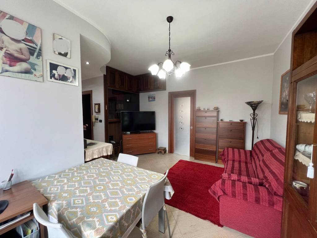 Appartamento a Moncalieri in Corso Giuseppe Parini, 24 - Foto 3