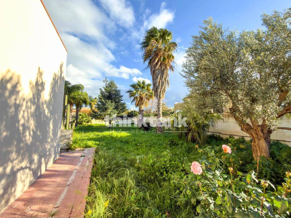Villa a Siracusa in Via Della Colomba - Foto 2