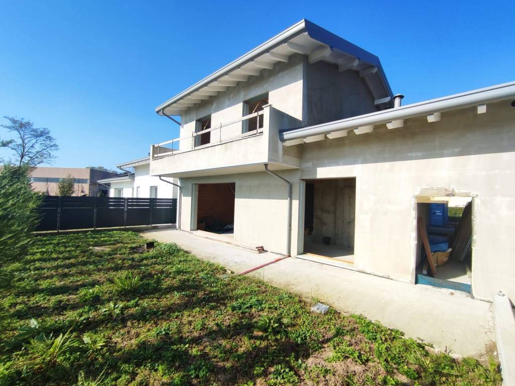Villa a Capriate san gervasio in Via Papa Giovanni XXIII - Foto 3