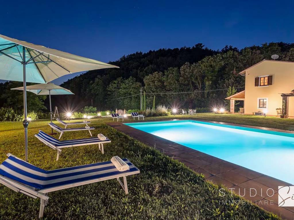 Villa a Lucca in Via di Cocombola - Foto 4