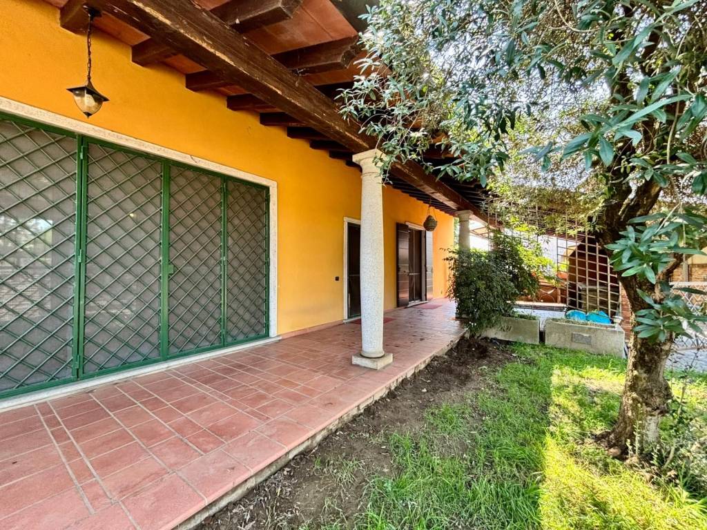 Villa a Ceranova in Via San Rocco - Foto 2