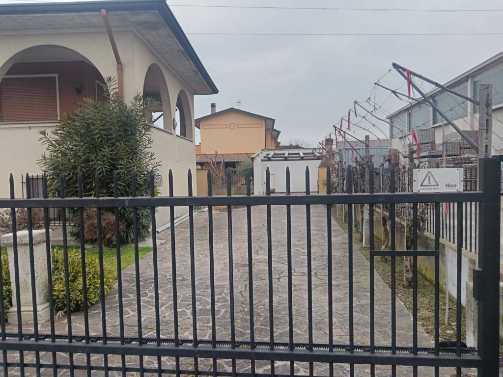 Villa a Leno in Via Striaga, 32 - Foto 3