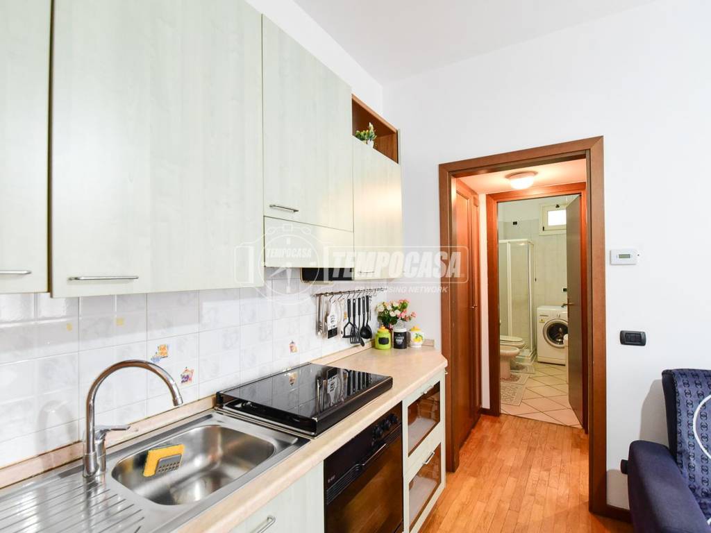 Appartamento a Erba in Via Licinio - Foto 5