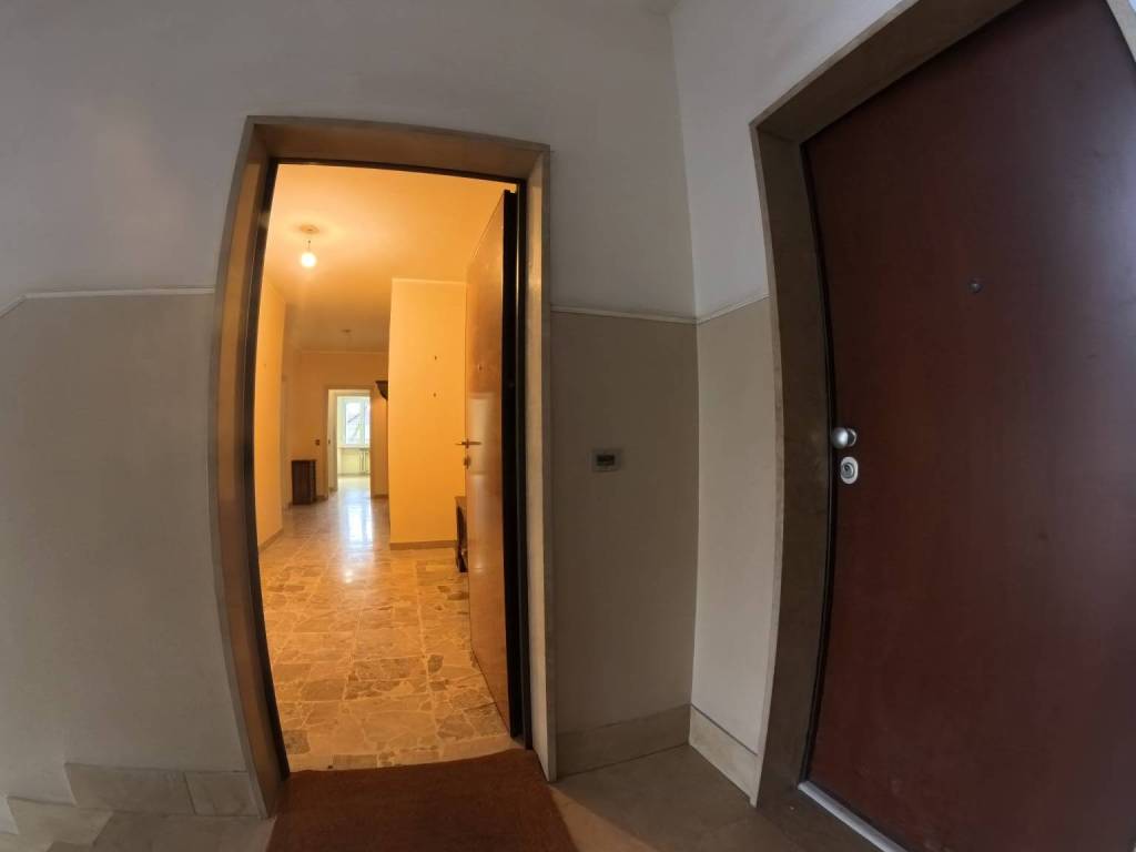 Appartamento a Verona in Via Magenta, 13 - Foto 3