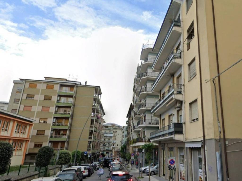 Appartamento a Cosenza in Via Domenico Frugiuele - Foto 2