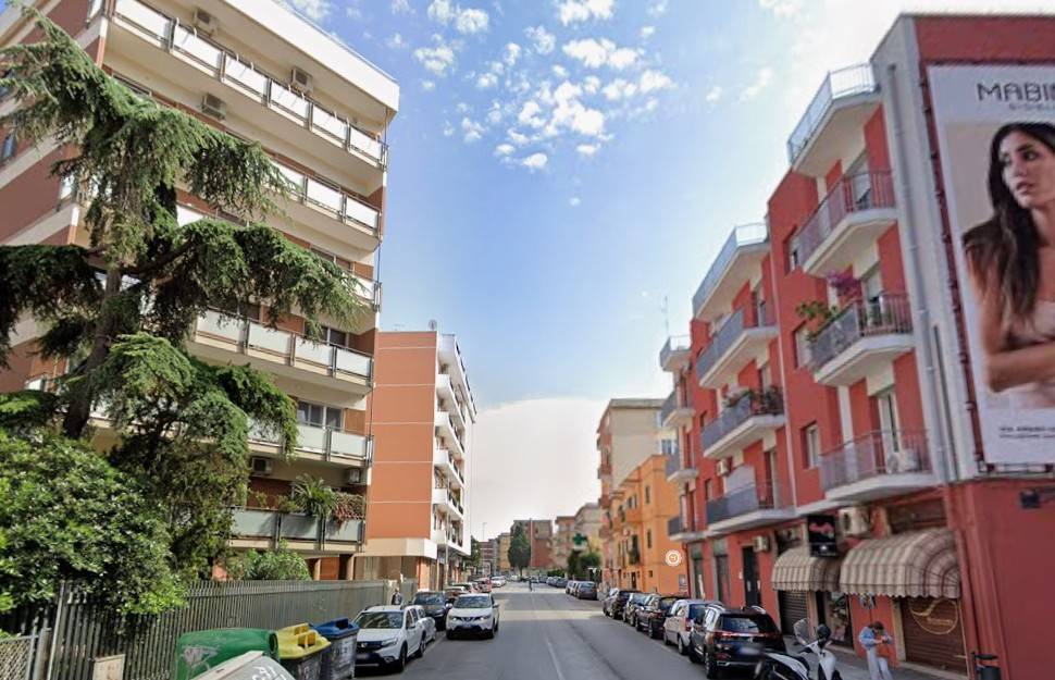 Appartamento a Bari in Via Giulio Petroni - Foto 3