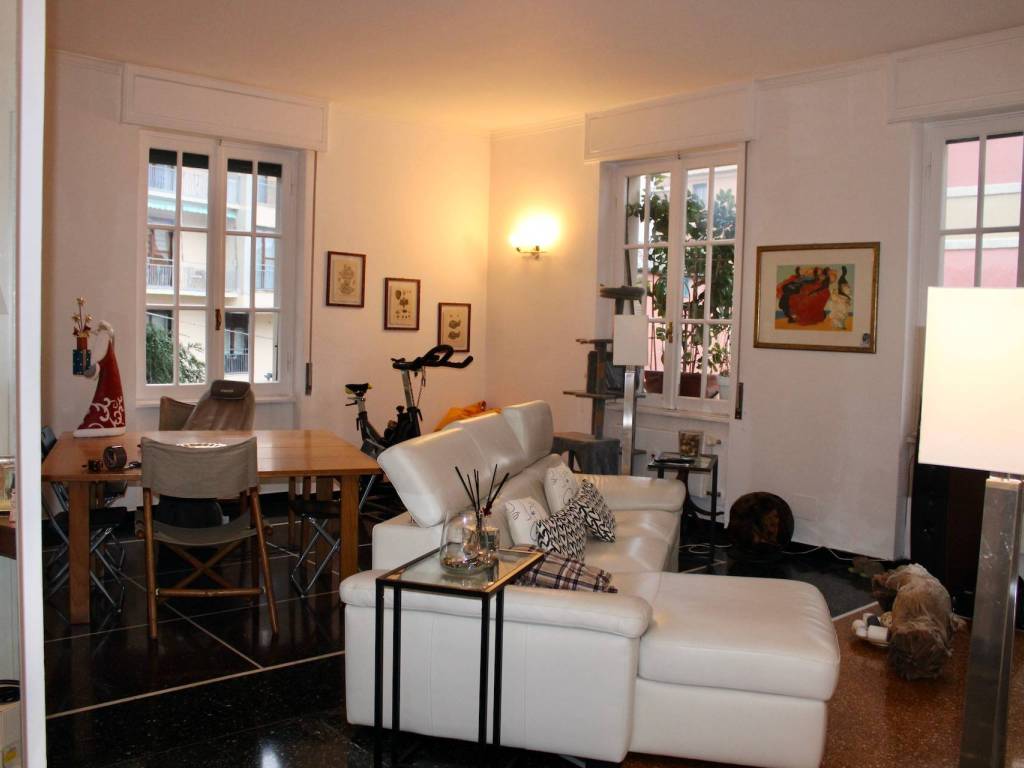 Appartamento a Genova in Via Eleonora Duse, 1 - Foto 2