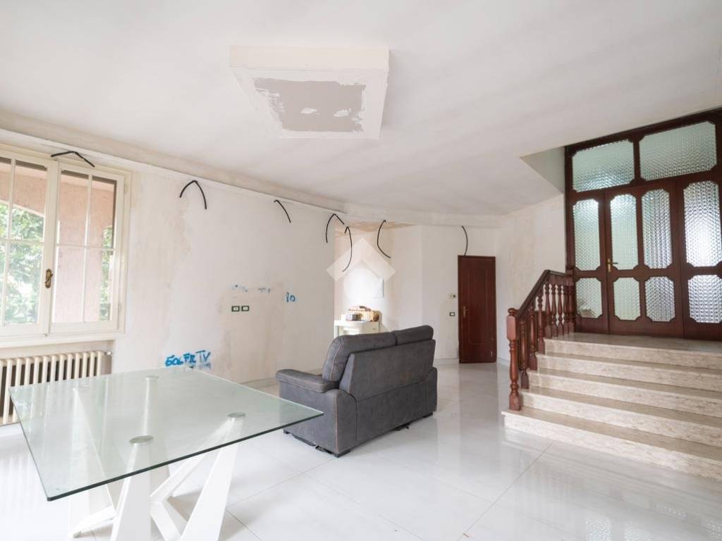 Villa a Novi di modena in Via Fabio Filzi, 19 - Foto 2