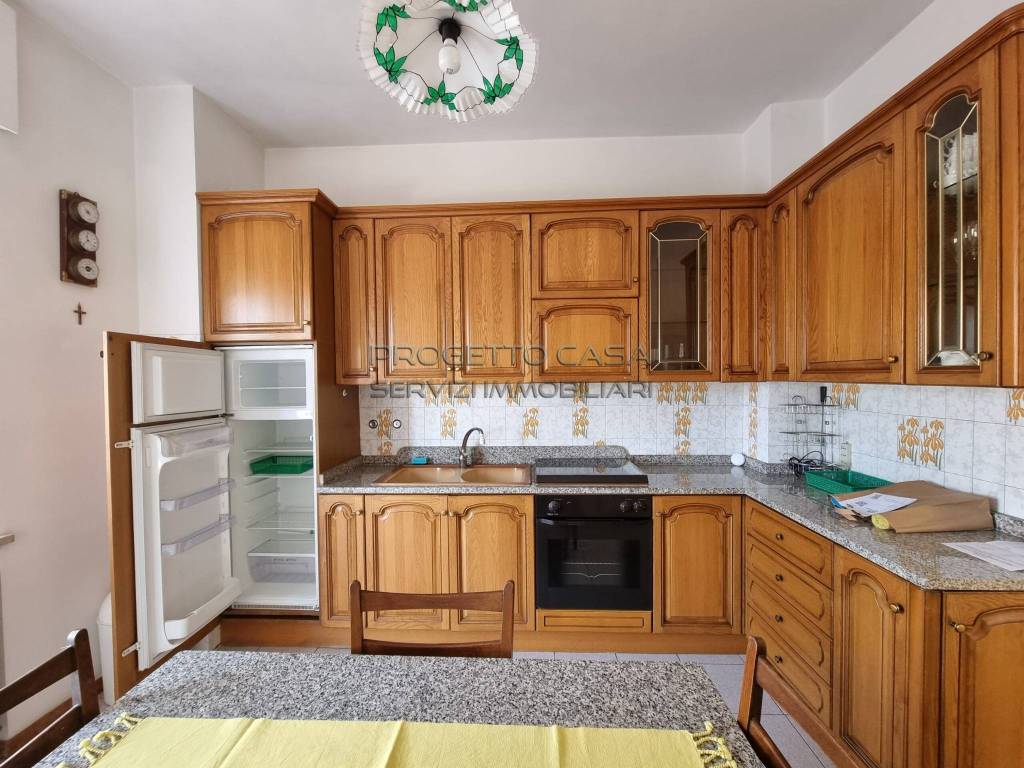 Appartamento a Bra in Via Monte Grappa, 13 - Foto 2