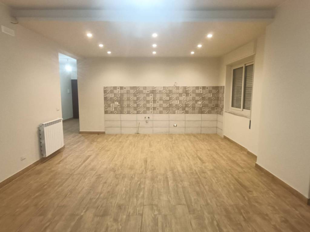 Appartamento a Giarre in Via Massimo d'Azeglio, 13 - Foto 2