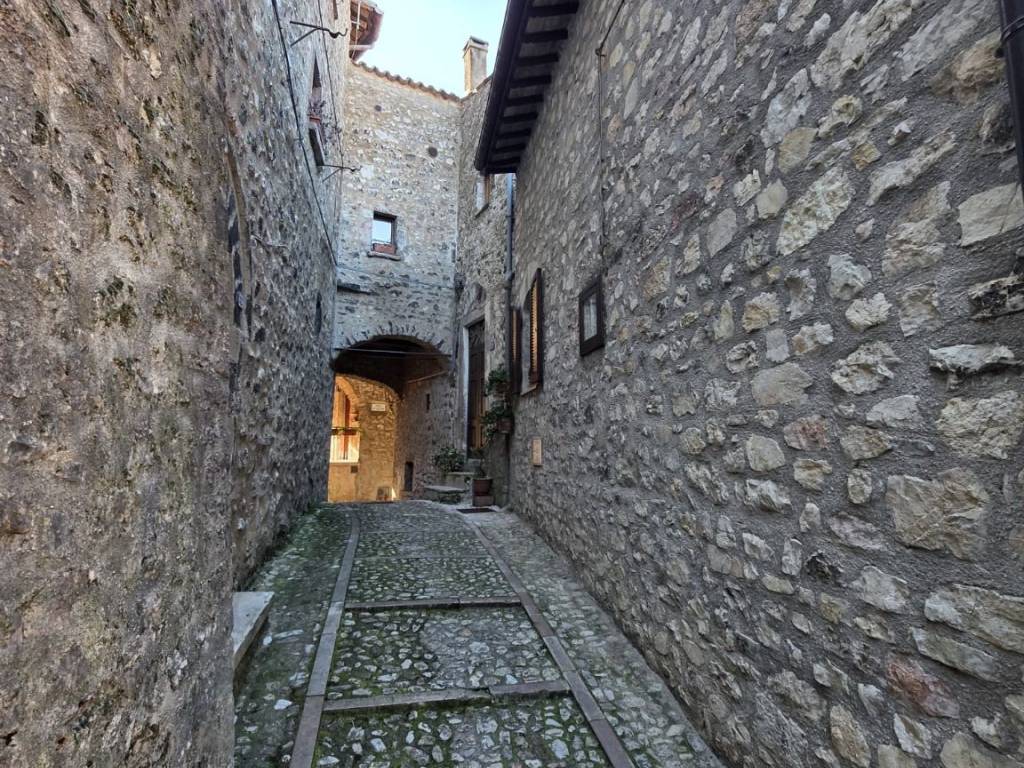 Appartamento a Vallo di nera in Via del Fondo - Foto 2