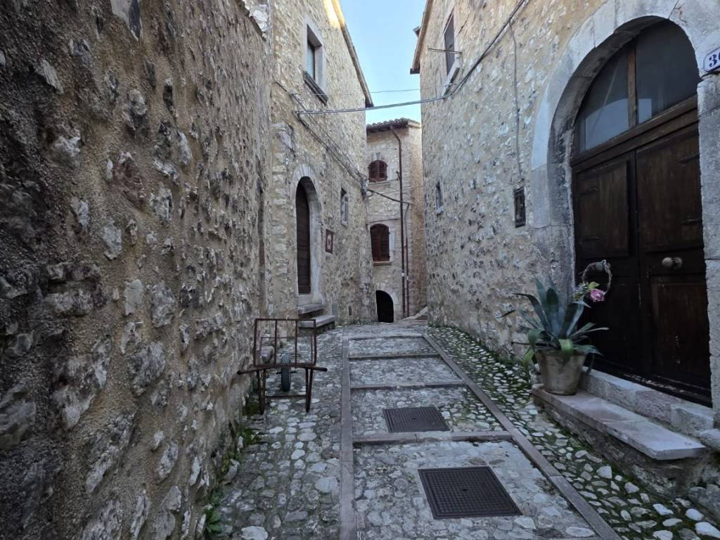Appartamento a Vallo di nera in Via del Fondo - Foto 5