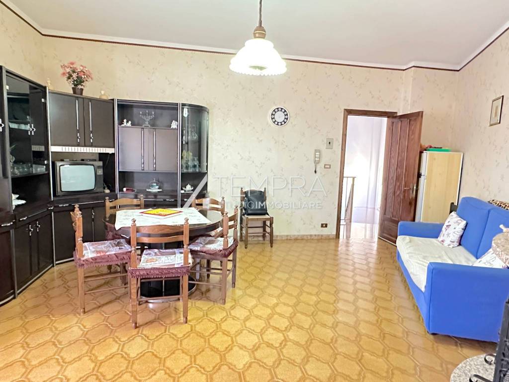 Appartamento a Adrano in via archeologica , 12 - Foto 4
