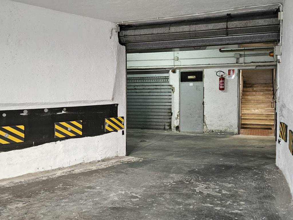 Box / garage a Napoli in Viale Maria Cristina di Savoia, 44 - Foto 3