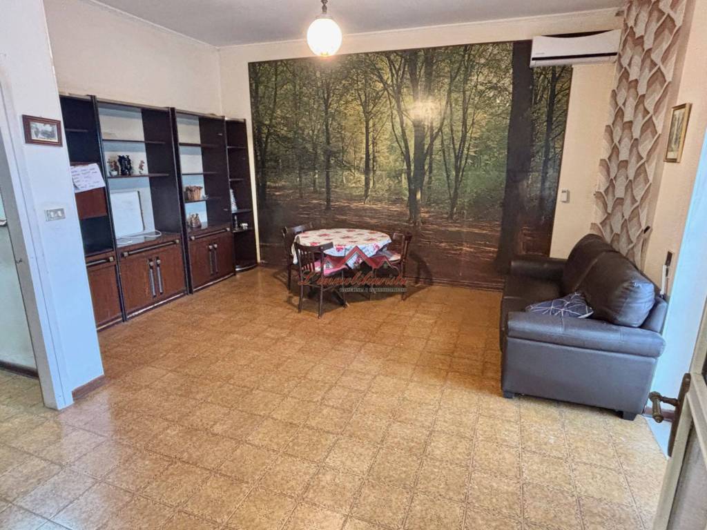 Appartamento a Valenzano in Corso Aldo Moro - Foto 2