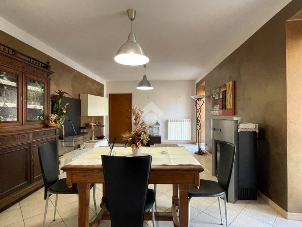 Appartamento a Canelli in Via I Maggio, 20 - Foto 4