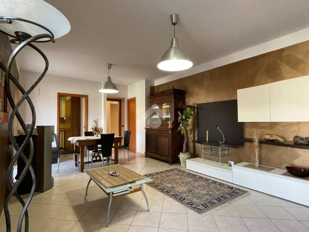 Appartamento a Canelli in Via I Maggio, 20 - Foto 5