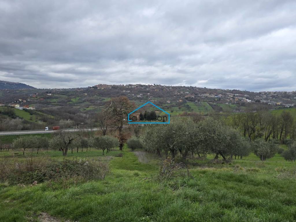 Terreno a Montemiletto in Contrada Sala - Foto 2