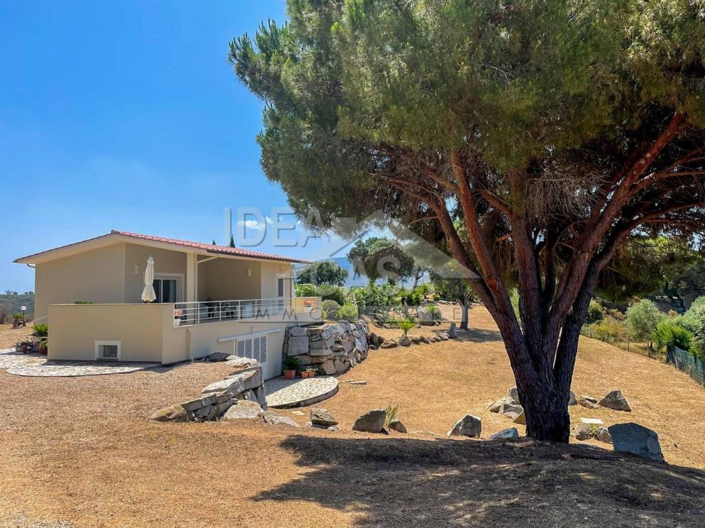 Villa a Porto azzurro in Località Generinco - Foto 2