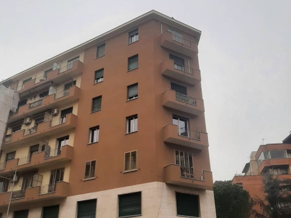 Appartamento a Bologna in Via Andrea Costa - Foto 2