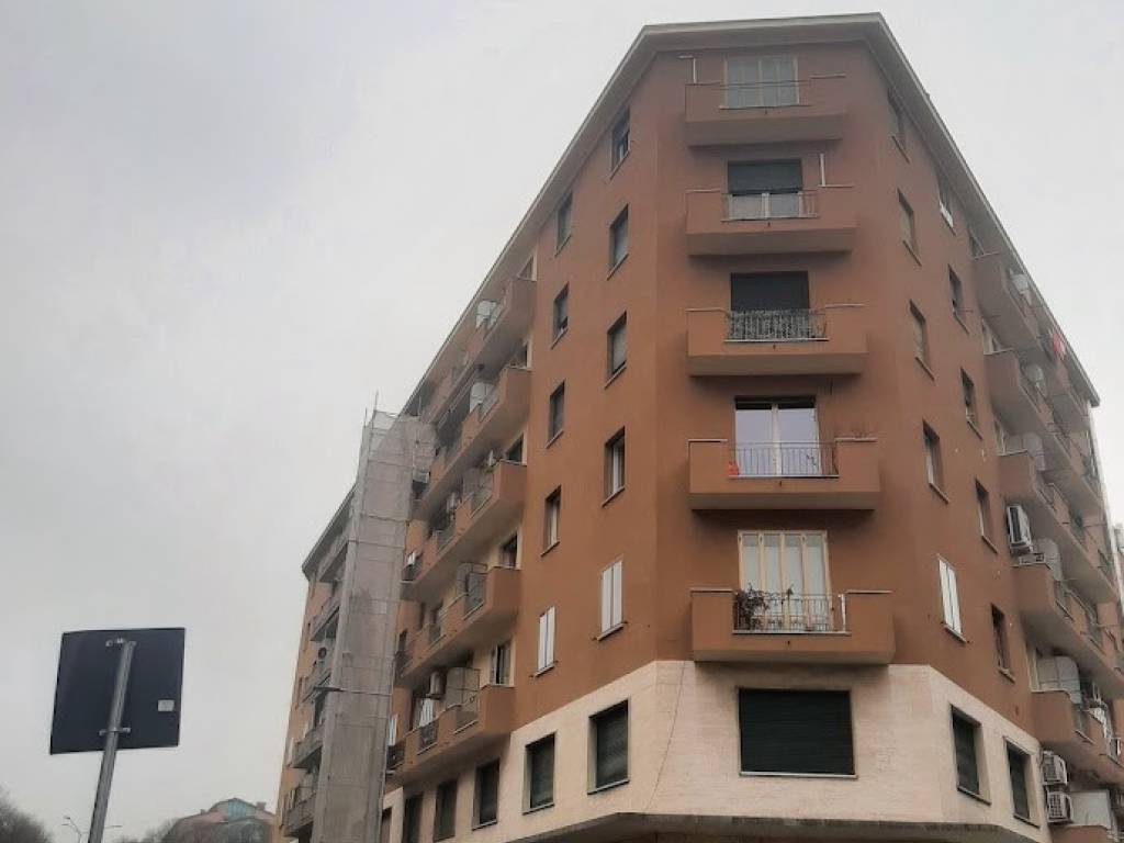 Appartamento a Bologna in Via Andrea Costa - Foto 3