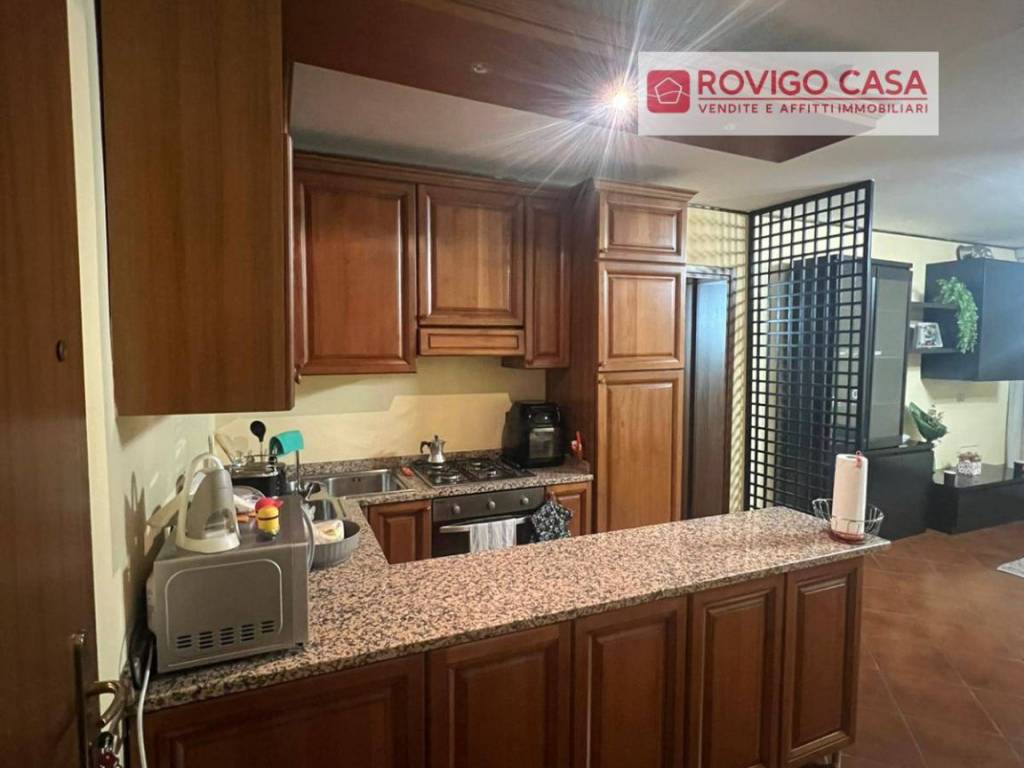 Appartamento a Rovigo in via nino bedendo, 20 - Foto 2