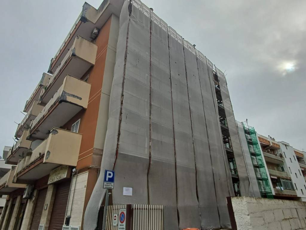 Appartamento a Valenzano in Via Alcide De Gasperi - Foto 4