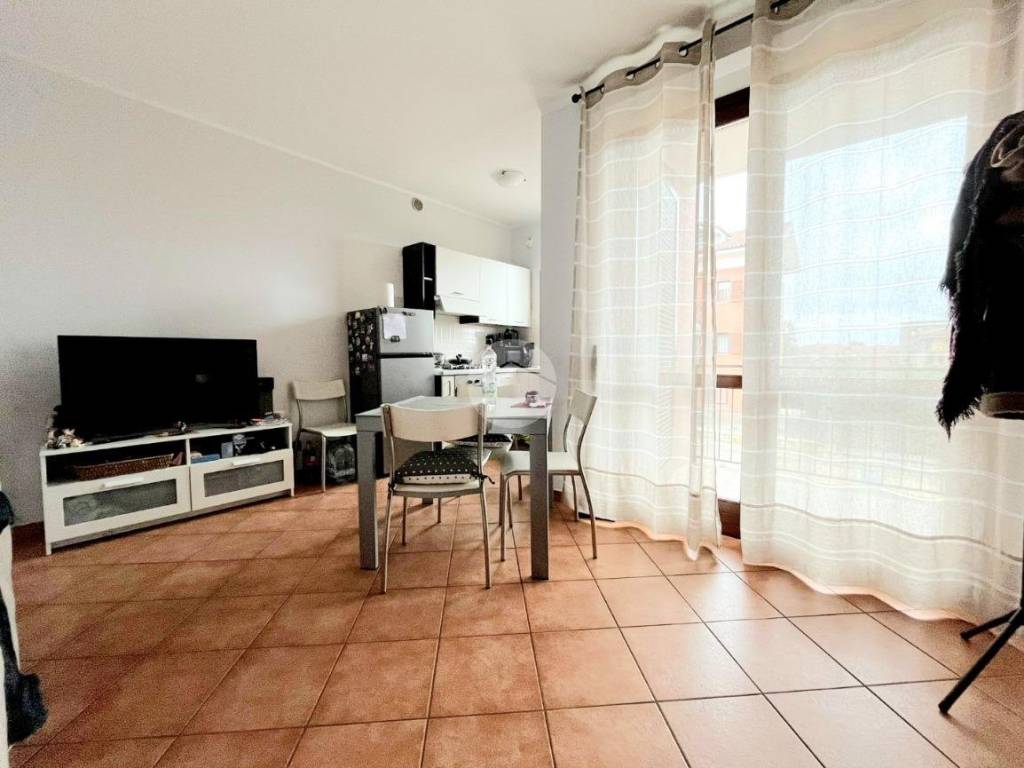 Appartamento a Leinì in Via Don Giacomo Olivero, 9 - Foto 2