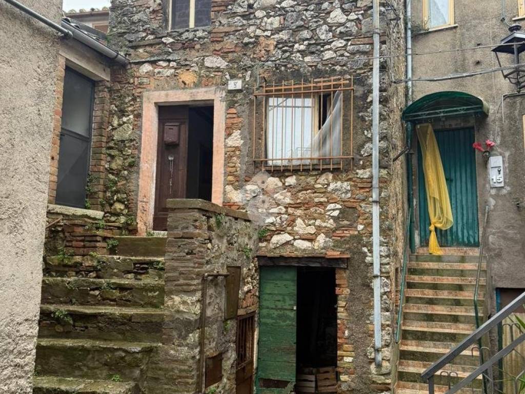 Rustico / casale a Amelia in VICO SAN BIAGIO, 33 - Foto 2