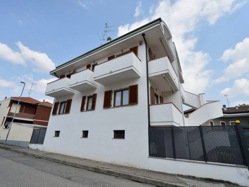 Villa a Novara in Strada Privata Cavagliano, 36 - Foto 2