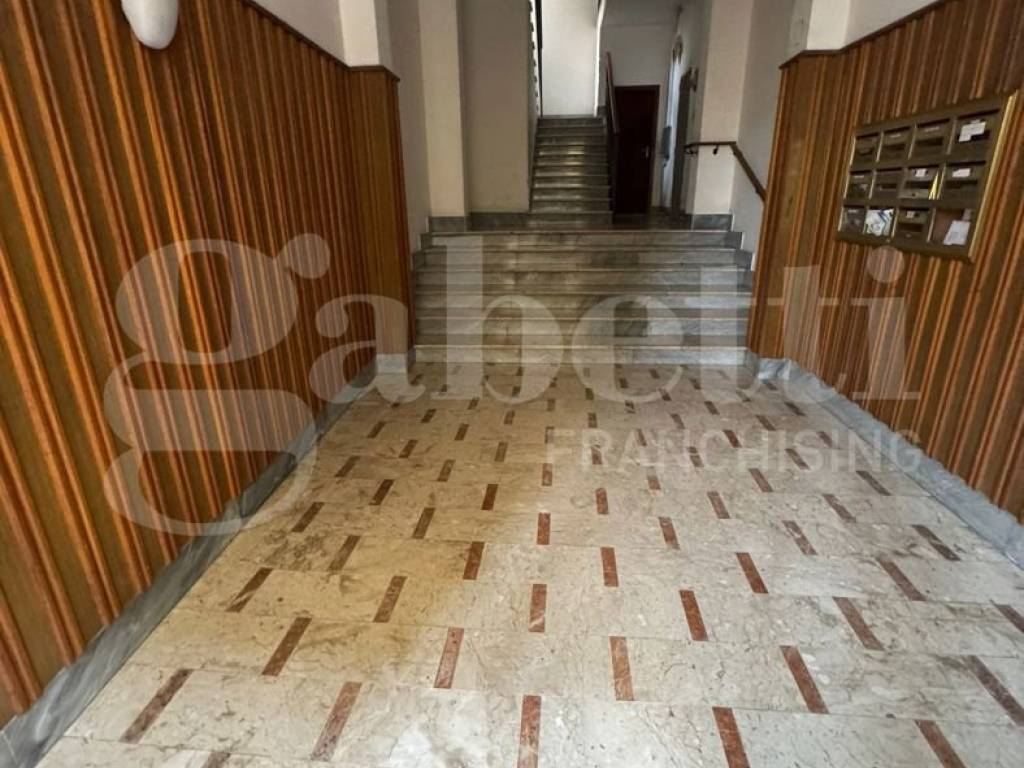 Appartamento a Caltanissetta in VIA ELENA, 58 - Foto 2