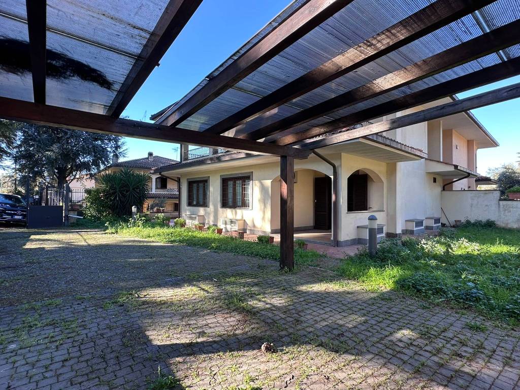 Villa a Grottaferrata in Via del Fico, 69 - Foto 4