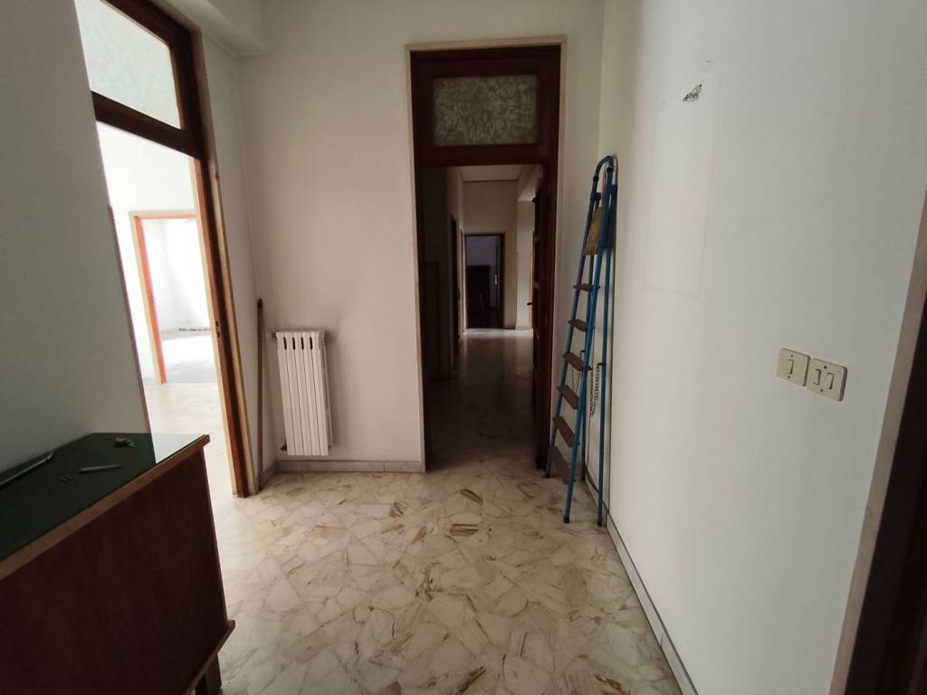 Immobile a Taranto in VIA FRATELLI MELLONE - Foto 2