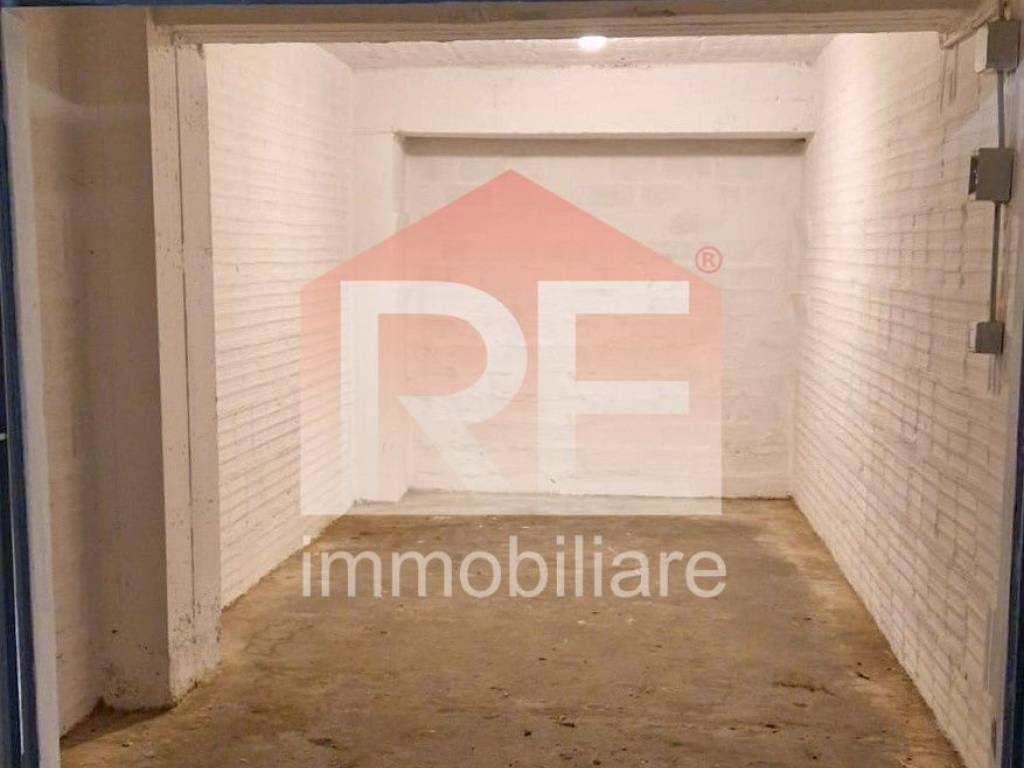 Box / garage a Bologna in Via Emilia Levante, 19 - Foto 3