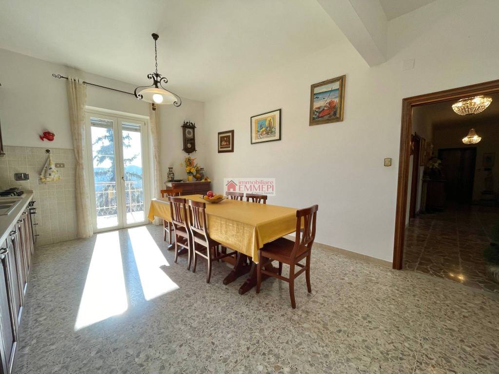 Appartamento a Tolfa in Viale d'Italia, 25 - Foto 2