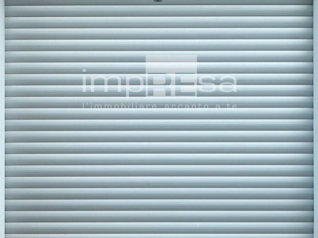 Box / garage a Paese in via resistenza - Foto 4