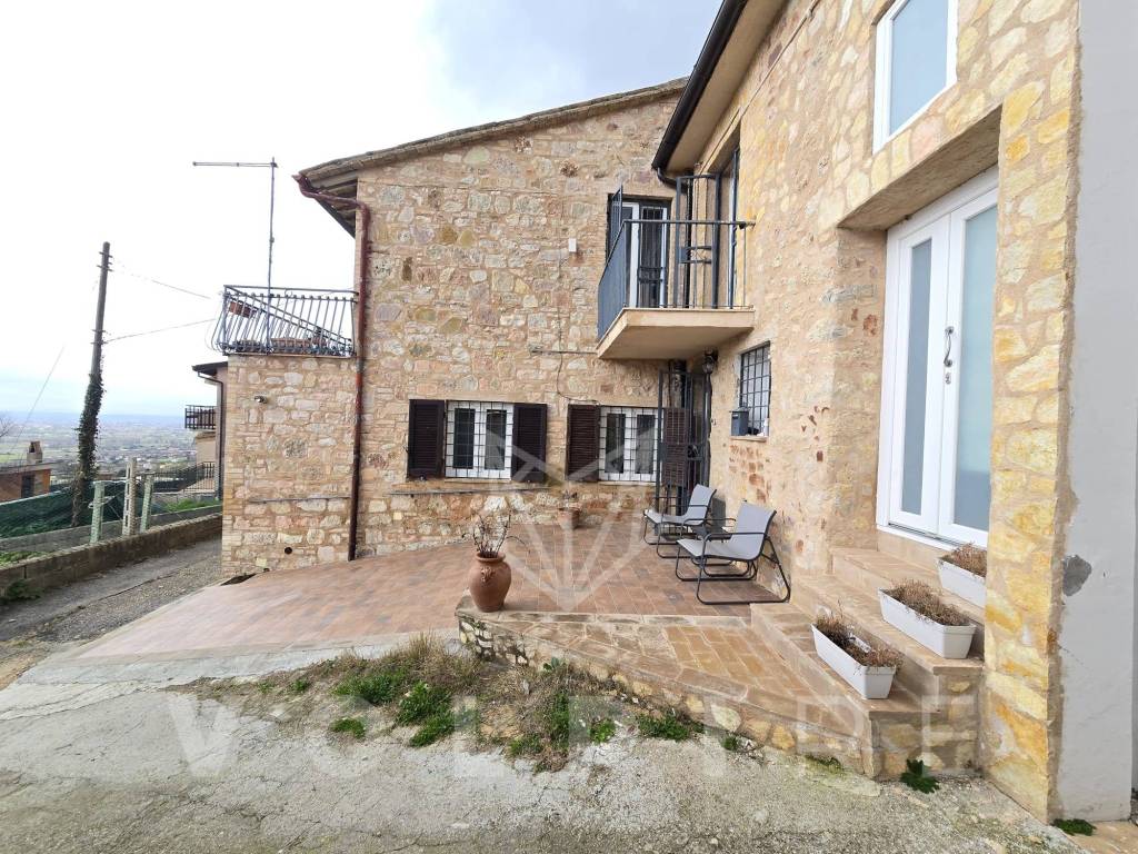 Casa indipendente a Assisi in Via del Collicello, 34 - Foto 4